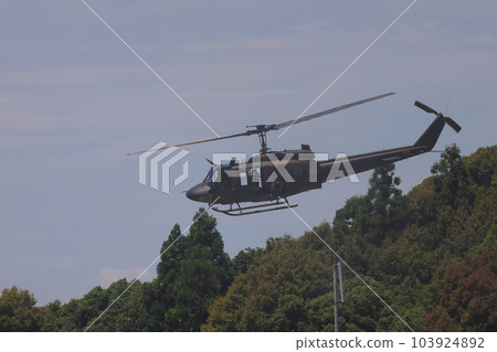 自衛隊直升機 103924892