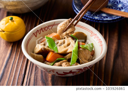 在碗裡煮熟的竹禪 103926861