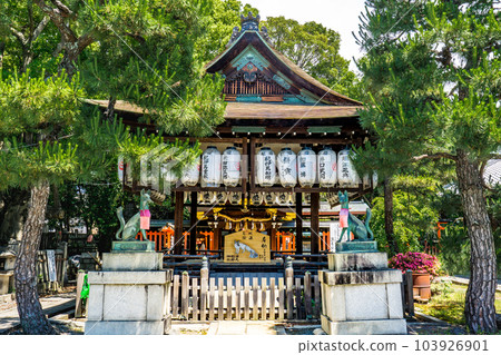 Sakyo Ward, Kyoto City's Sakyo Inari Shrine Maiden Sakyo Ward, Kyoto City's Sakyo Inari Shrine Maiden 103926901