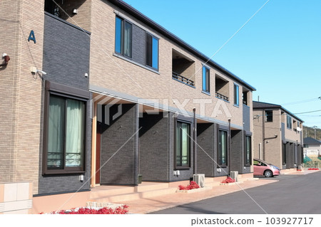 Image of rental apartments and housing complexes 103927717