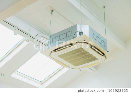 Hanging type air conditioner Hanging type air conditioner 103928365