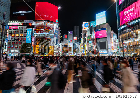 "Tokyo" Shibuya station square, scramble intersection "Tokyo" Shibuya station square, scramble intersection 103929518