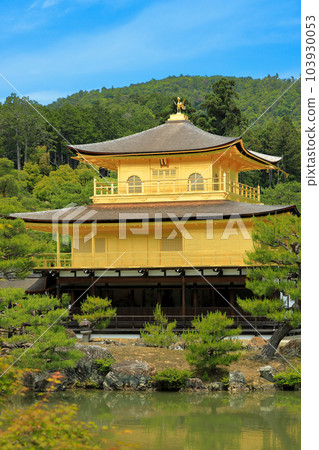 Scenery of Kinkakuji (Rokuonji), a World Heritage Site in Kyoto 103930053