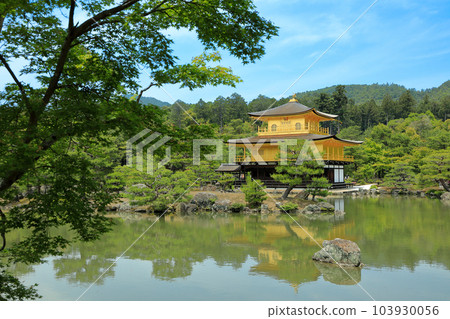 京都的世界遺產金閣寺（六園寺）的風景-照片素材（圖片） [103930056