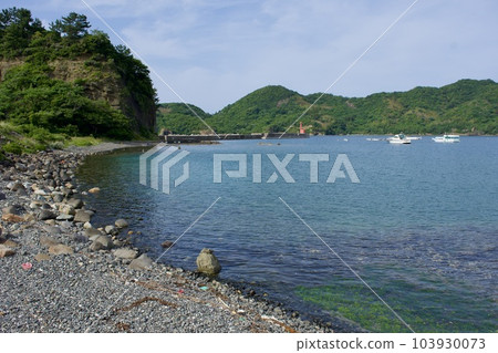 江戶時代建造的天然石材防波堤 江戶時代建造的天然石材防波堤 103930073