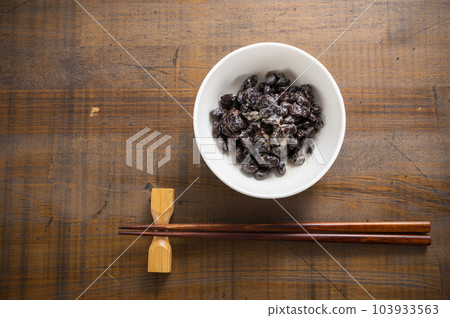 Black beans natto 103933563