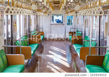 [圖片素材]電車內（JR仙石線） 103934910