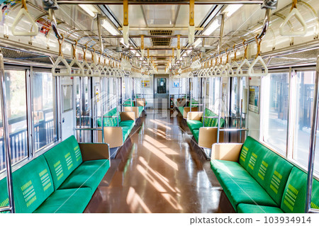 [圖片素材]電車內（JR仙石線） 103934914