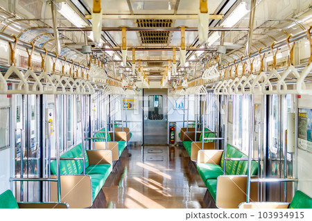[Image material] Inside the train (JR Senseki Line) 103934915