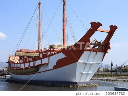 A Japanese envoy restored to the site of Heijo Palace, a World Heritage Site in Nara City 103937782