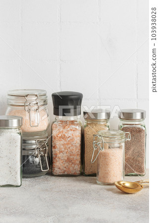 Jars with assorted speciality salt 103938028