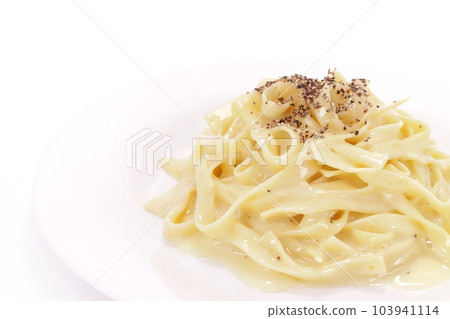 Creamy carbonara, wide noodles, simple pasta, bright background Creamy carbonara, wide noodles, simple pasta, bright background 103941114
