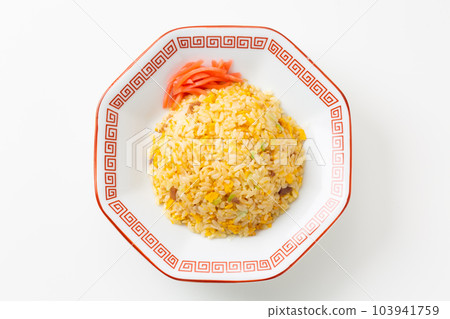 Simple fried rice 103941759