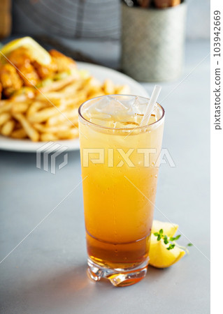 Arnold palmer cocktail Arnold palmer cocktail 103942669