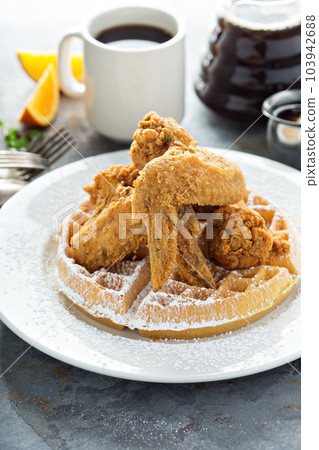 Fried chicken and waffles 103942688