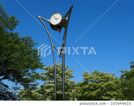 Three-way clock tower in Kiso Sansen National Park 103944610