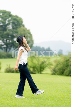 Beautiful Japanese women Beautiful Japanese women 103945794