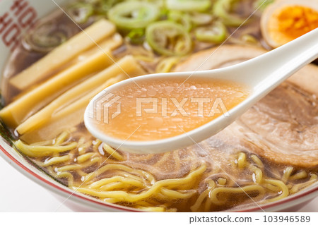 醬油拉麵湯 103946589