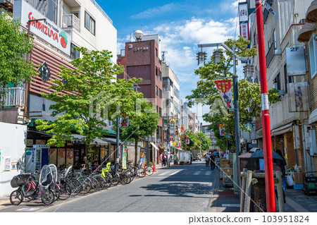 Setagaya-ku, Chitose-karasuyama station, surrounding scenery Setagaya-ku, Chitose-karasuyama station, surrounding scenery 103951824