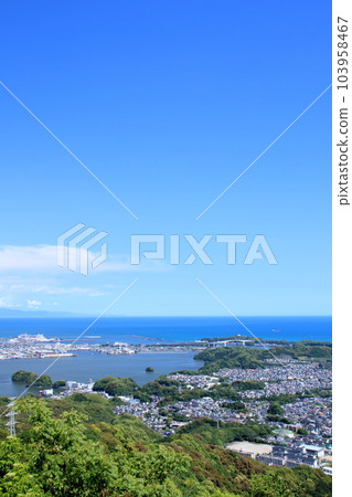 Comparing a cruise ship and the Urato Bridge (from the summit of Mt. Washio, Kochi Prefecture) Comparing a cruise ship and the Urato Bridge (from the summit of Mt. Washio, Kochi Prefecture) 103958467