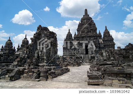 Scenery of the majestic Sewu Temple (Prambanan Temple Complex) Scenery of the majestic Sewu Temple (Prambanan Temple Complex) 103961042