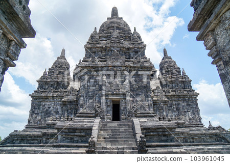 Impressive Main Hall of Sewu Temple (Prambanan Temple Complex) 103961045