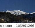 Shari-dake winter scene 103961266