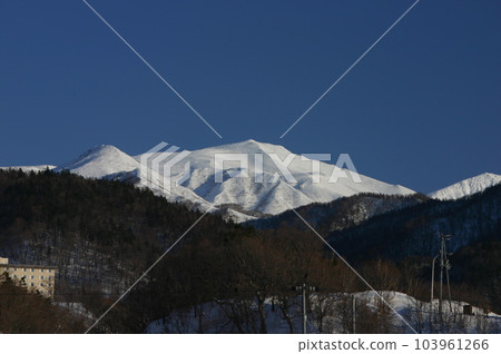 Shari-dake winter scene Shari-dake winter scene 103961266