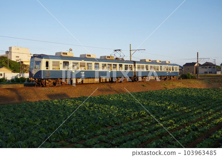 Choshi Electric Railway train at dusk Choshi Electric Railway train at dusk 103963485