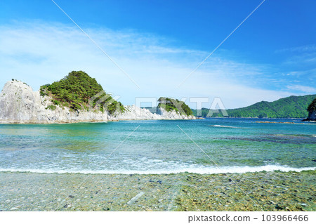 Jodogahama Beach in the blue sky, Iwate Prefecture Jodogahama Beach in the blue sky, Iwate Prefecture 103966466