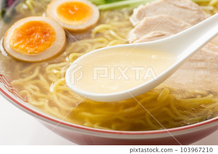 雞鹽拉麵湯 103967210