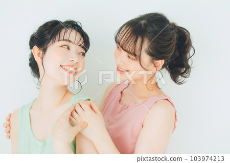 Female Beauty 2 people 103974213