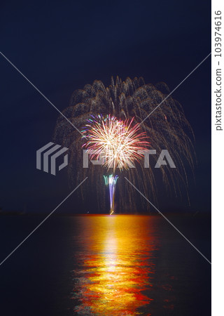 Simple fireworks 103974616