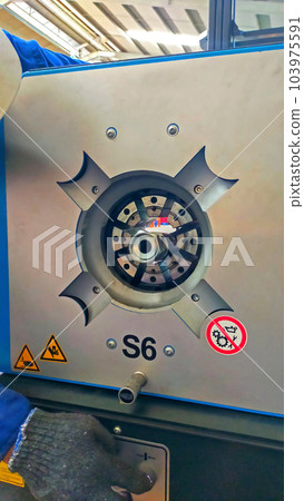 Electrical hydraulic hose press or crimp machine doing the high pressure hose pressing. 103975591