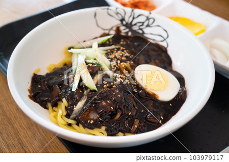 Korean food Cuisine 짜장면 자장면 Jajangmyeon Jajangmyeon noodles noodles 103979117