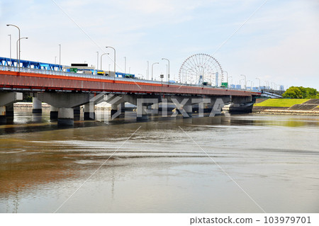舞浜大橋 / 俯瞰舊江戶川（千葉縣浦安市）[2023 年 6 月] 103979701
