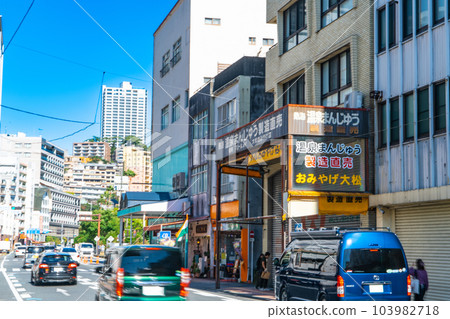 陽光燦爛的秋天的熱海市 3 靜岡縣熱海市 陽光燦爛的秋天的熱海市 3 靜岡縣熱海市 103982718
