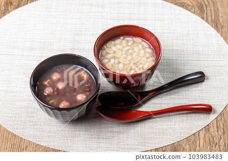 台灣甜點 Lotus Seeds Red Beans and Lotus Seeds Sweets 103983483
