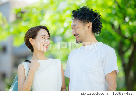 Middle couple outdoor 103984452
