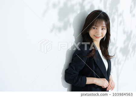 女商人 女商人 103984563