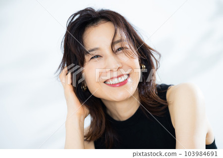50歲的女性 103984691