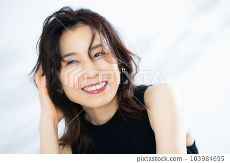 50歲的女性 103984695