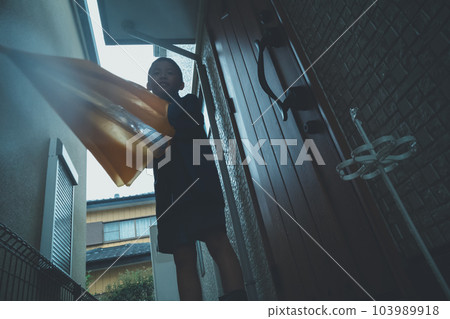 rain, rainy, umbrella 103989918