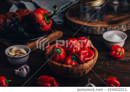 Red Habanero Peppers, Charred Tomatoes and Bell Pepper for Hot Chili Sauce 104002011