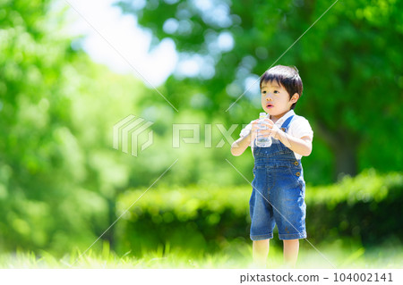 3歲男孩補水 104002141