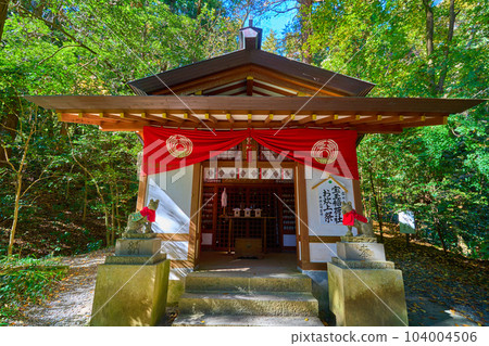 埼玉縣長瀞町寶登山境內的寶玉稻荷神社 埼玉縣長瀞町寶登山境內的寶玉稻荷神社 104004506