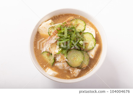 Chilled juice 104004676