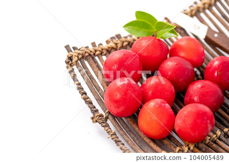 plum (plum) white background 104005489