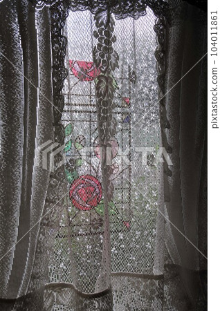 Blindfold remake film glass window and neat lace curtain 5 Blindfold remake film glass window and neat lace curtain 5 104011861