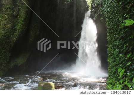 View of Nagano Falls after rain 104013917